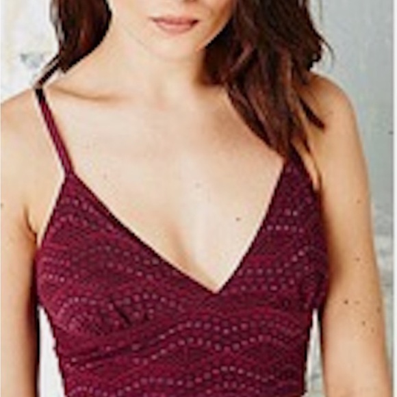 Urban Outfitters Pins and Needles lace Bralette Burgundy Size M - Picture 4 of 4